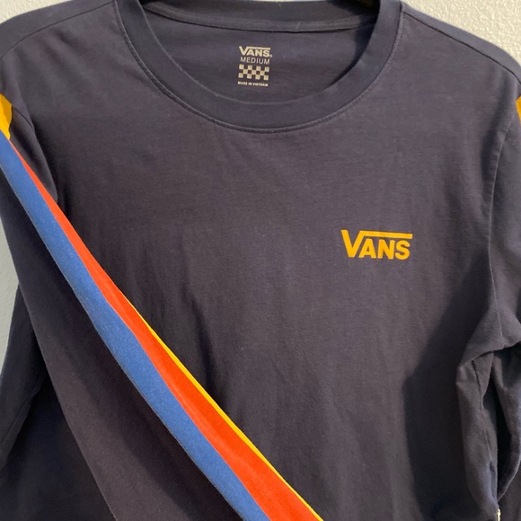 Vans Tops - Women’s Vans long sleeve cropped t-shirt
